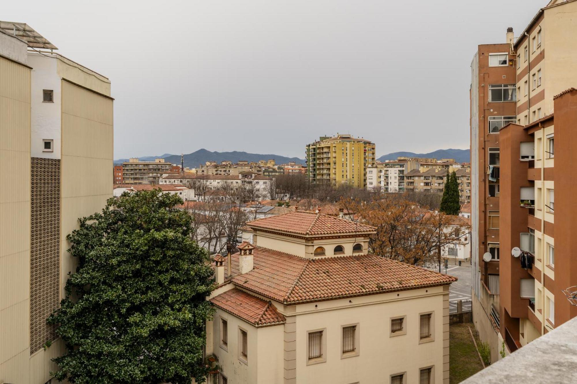 Apartamento con dos grandes terrazas Gerona Exterior foto